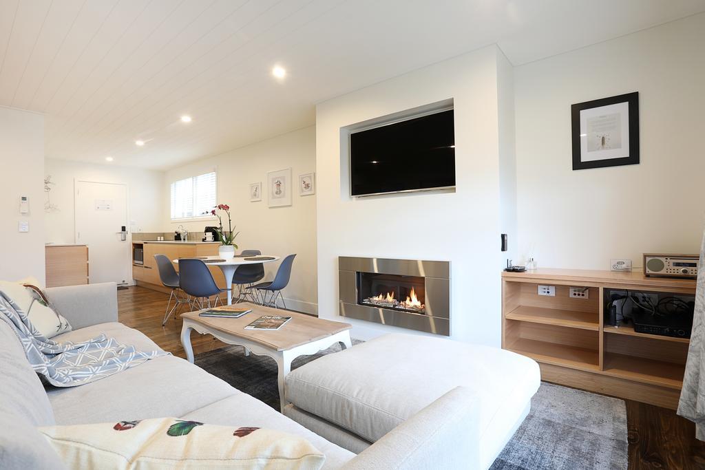 The Lodges At Transport World Invercargill Extérieur photo