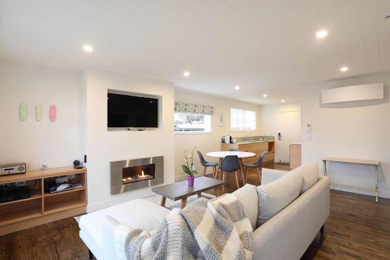 The Lodges At Transport World Invercargill Extérieur photo
